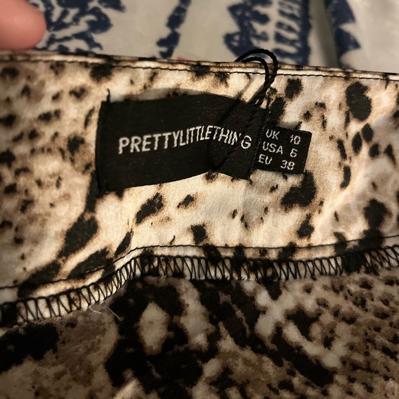 NWT snakeskin skirt - Picture 3 of 3